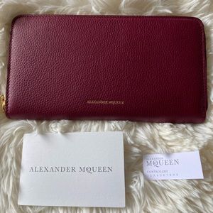 NWT Alexander Mcqueen Calfskin zip up wallet